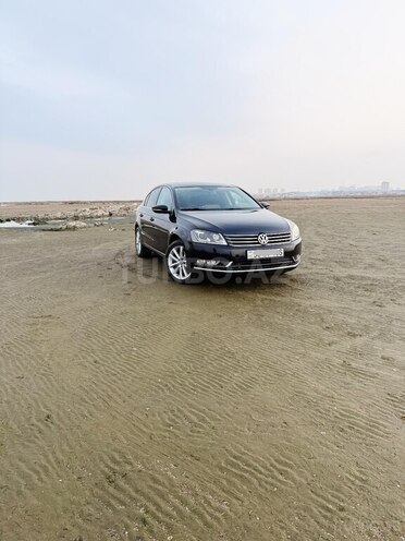 Volkswagen Passat 2011, 183,000 km - 1.8 l - Sumqayıt