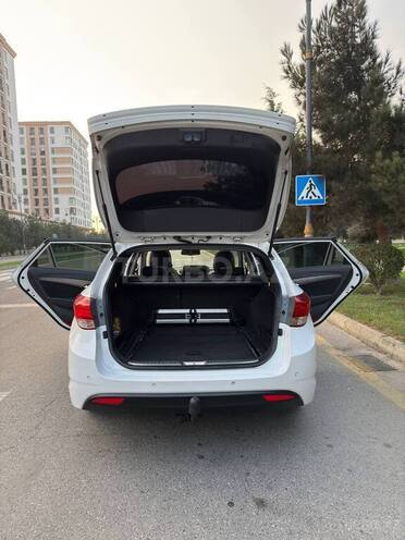 Hyundai i40 2011, 139,000 km - 1.7 l - Bakı