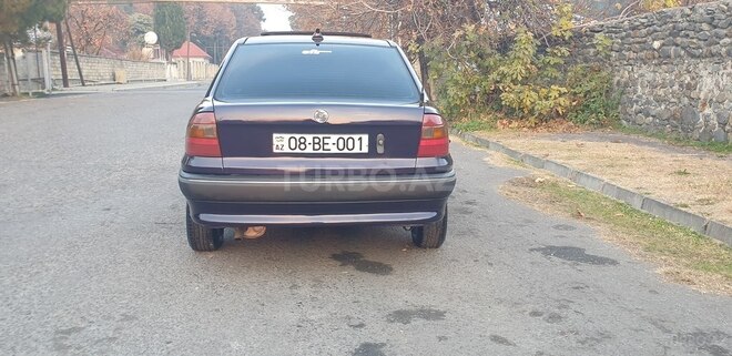 Opel Astra 1993, 245,500 km - 1.6 l - Balakən