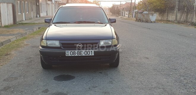 Opel Astra 1993, 245,500 km - 1.6 l - Balakən