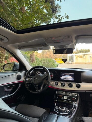 Mercedes E 220 d 2017, 257,000 km - 2.0 l - Bakı