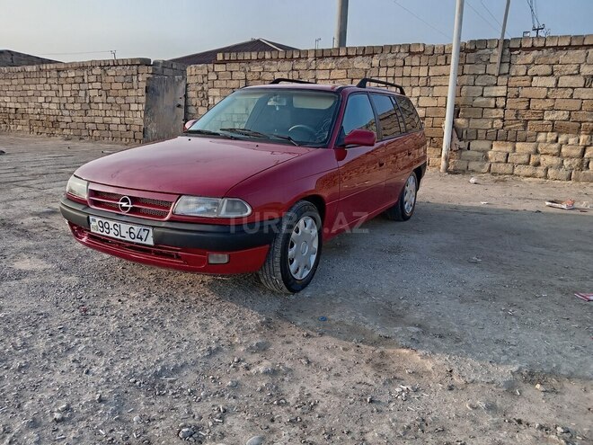 Opel Astra 1997, 300,000 km - 1.6 l - Sumqayıt
