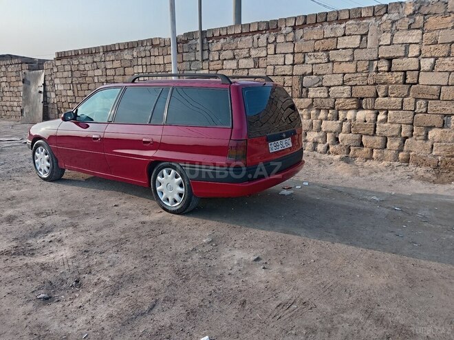 Opel Astra 1997, 300,000 km - 1.6 l - Sumqayıt