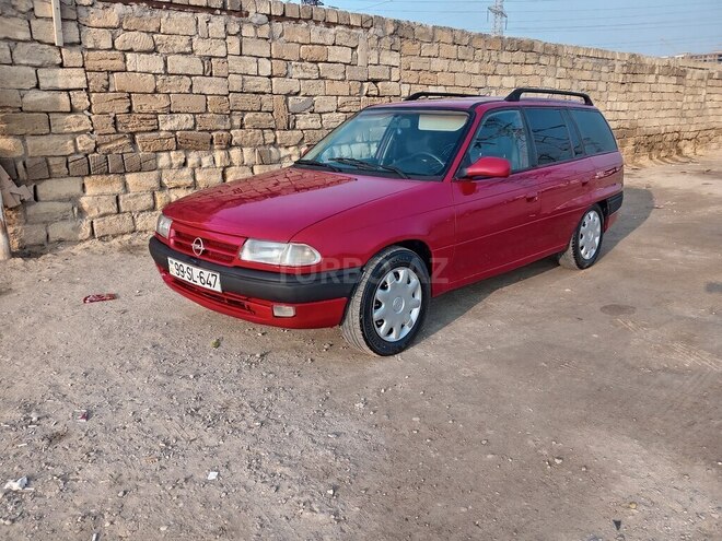 Opel Astra 1997, 300,000 km - 1.6 l - Sumqayıt