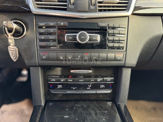 Mercedes E 200 2013, 165,000 km - 2.0 l - Bakı