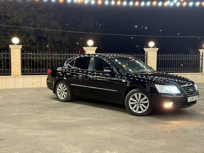 Hyundai Sonata-2