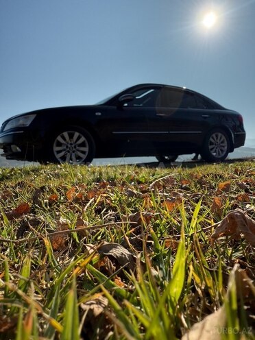 Hyundai Sonata-11