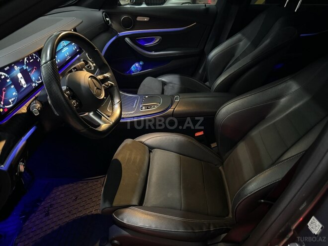 Mercedes E 200 4MATIC 2021, 65,000 km - 2.0 l - Bakı