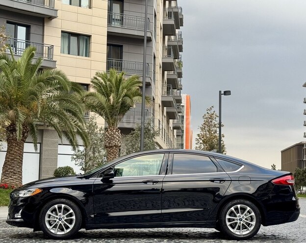 Ford Fusion (North America)-8