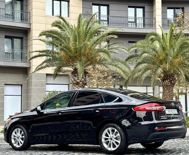 Ford Fusion (North America)-10