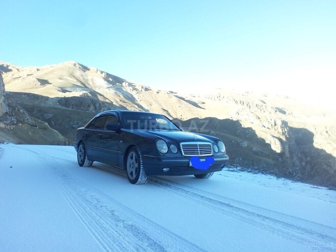 Mercedes E 220 1997, 653,800 km - 2.2 l - Bakı