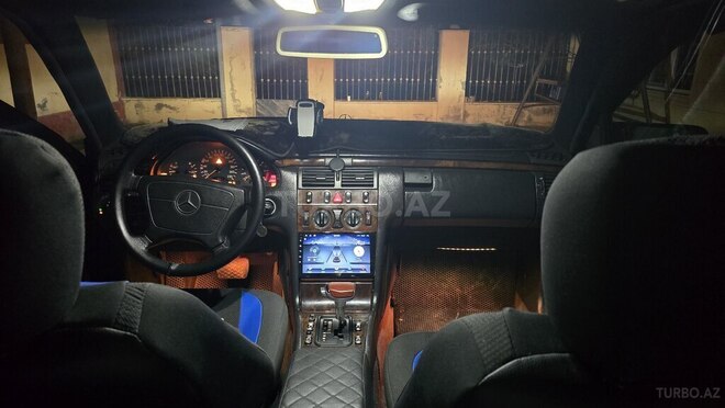 Mercedes E 220 1997, 653,800 km - 2.2 l - Bakı