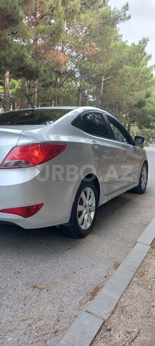 Hyundai Accent 2015, 228,841 km - 1.4 l - Bakı