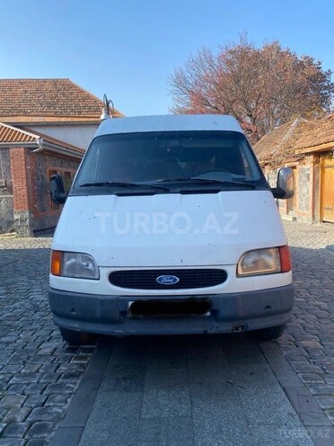 Ford Transit 1997, 180,000 km - 2.5 л - Qax