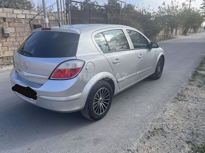 Opel Astra 2006, 260,000 km - 1.4 l - Bakı