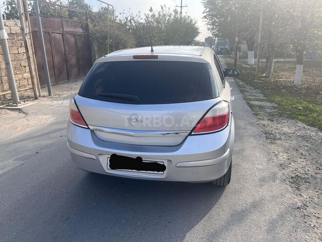Opel Astra 2006, 260,000 km - 1.4 l - Bakı