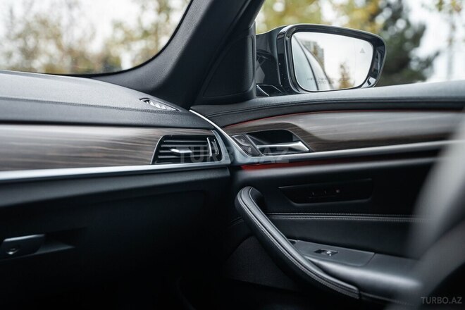 BMW 520 2017, 181,200 km - 2.0 l - Bakı