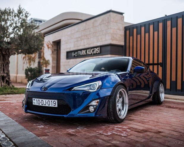 Toyota  2013, 45,300 km - 2.0 l - Bakı