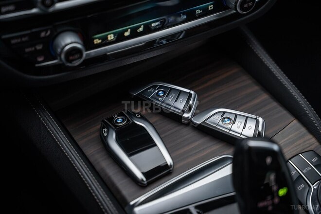BMW 520 2017, 181,200 km - 2.0 l - Bakı