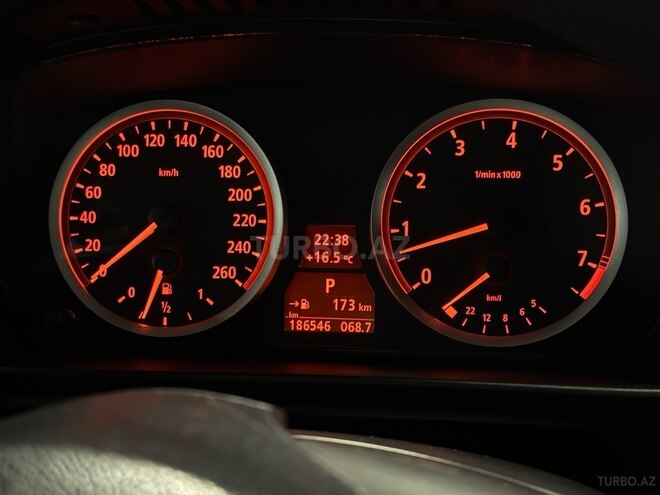 BMW 525 2006, 187,000 km - 2.5 l - Bakı