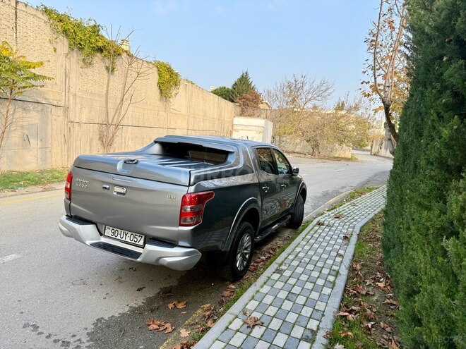 Mitsubishi L200 2015, 173,240 km - 2.4 l - Bakı