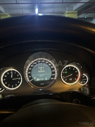 Mercedes E 200 2011, 265,000 km - 1.8 l - Bakı