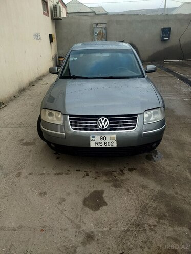 Volkswagen Passat 2003, 326,200 km - 1.8 l - Bakı