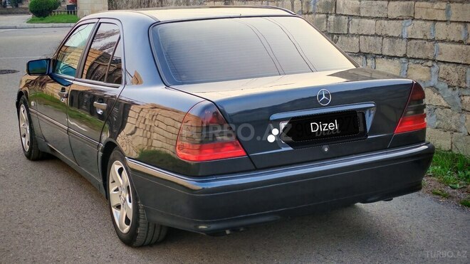 Mercedes C 220 2000, 305,315 km - 2.2 l - Sumqayıt