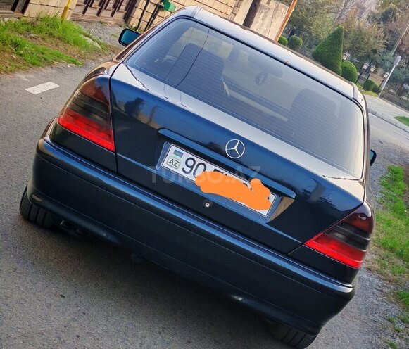 Mercedes C 220 2000, 305,315 km - 2.2 l - Sumqayıt