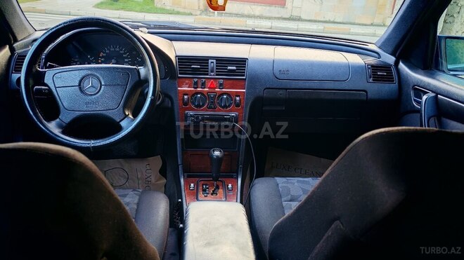 Mercedes C 220 2000, 305,315 km - 2.2 l - Sumqayıt