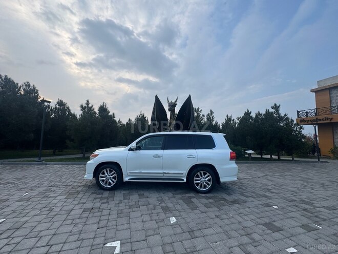 Toyota Land Cruiser-11