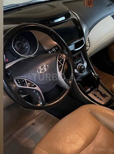 Hyundai Elantra 2013, 178,000 km - 1.8 l - Bakı