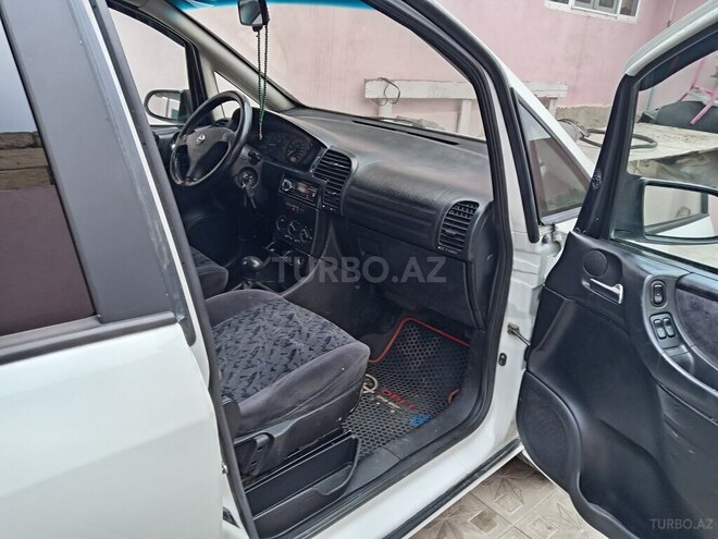 Opel Zafira 2000, 250,000 km - 1.8 l - Sumqayıt