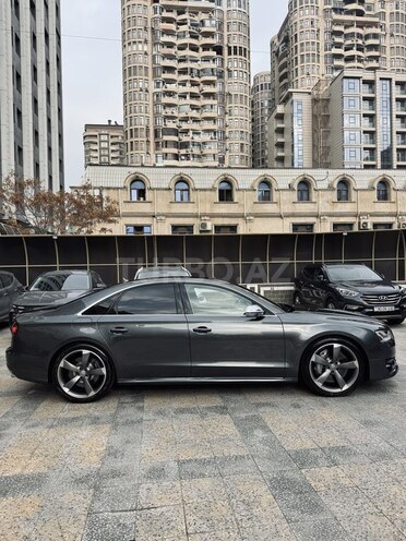 Audi S8 2014, 185,000 km - 4.0 l - Bakı