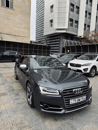 Audi S8 2014, 185,000 km - 4.0 l - Bakı