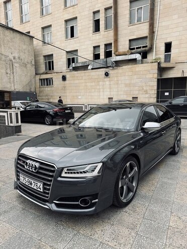 Audi S8 2014, 185,000 km - 4.0 l - Bakı