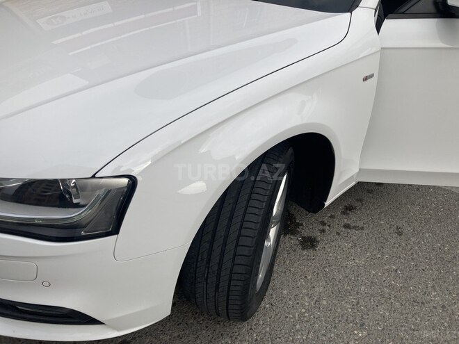 Audi A4 2013, 129,000 km - 1.8 l - Bakı