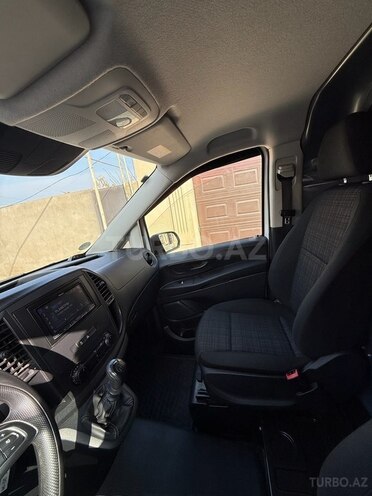 Mercedes Vito 2018, 328,000 km - 2.1 l - Bakı