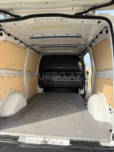 Mercedes Vito 2018, 328,000 km - 2.1 l - Bakı