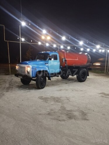 GAZ 53-12