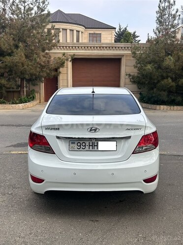 Hyundai Accent 2011, 220,000 km - 1.6 l - Bakı