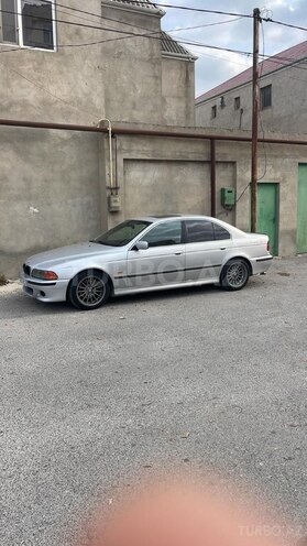 BMW 528 1998, 301,000 km - 2.8 l - Bakı