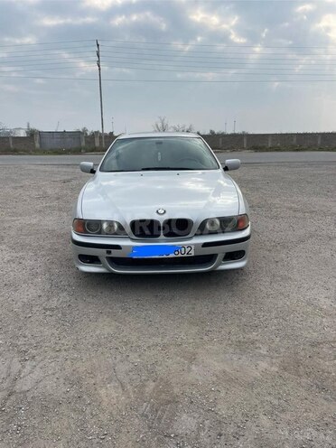 BMW 528 1998, 301,000 km - 2.8 l - Bakı