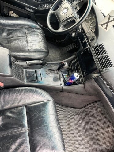 BMW 528 1998, 301,000 km - 2.8 l - Bakı