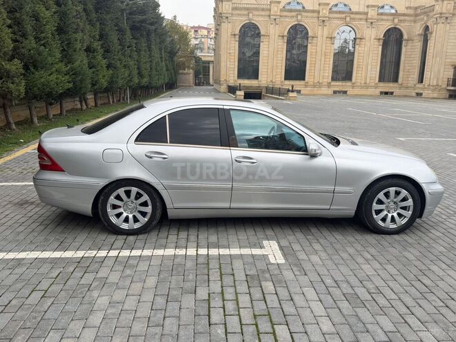 Mercedes C 240 2002, 295,000 km - 2.6 l - Bakı