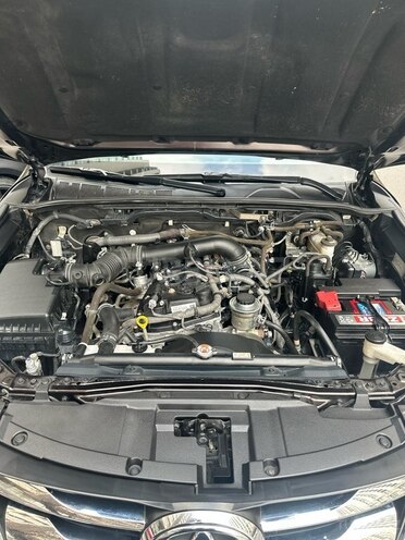 Toyota Fortuner-16