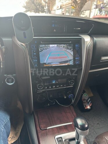 Toyota Fortuner-7
