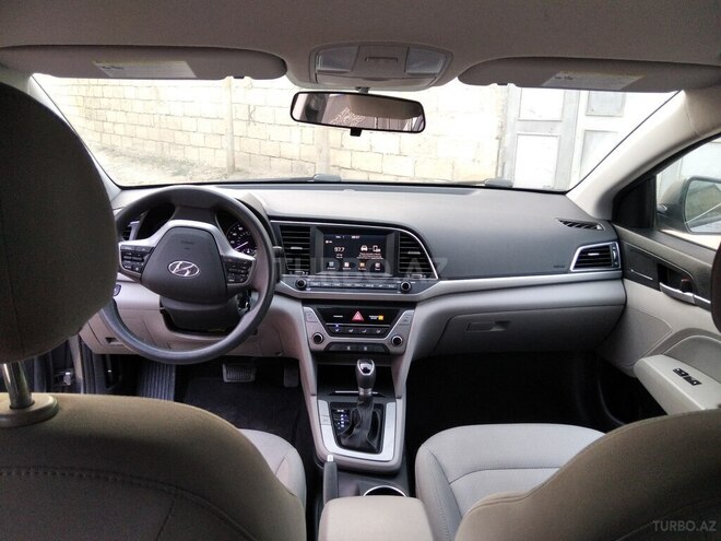Hyundai Elantra 2017, 211,259 km - 2.0 л - Sumqayıt