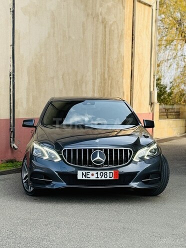 Mercedes E 220 2013, 296,376 km - 2.1 л - İmişli