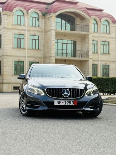 Mercedes E 220 2013, 296,376 km - 2.1 л - İmişli